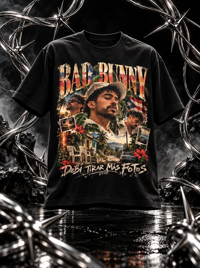 Camiseta preta Bad Bunny sobre palco, estampa exclusiva Smugl