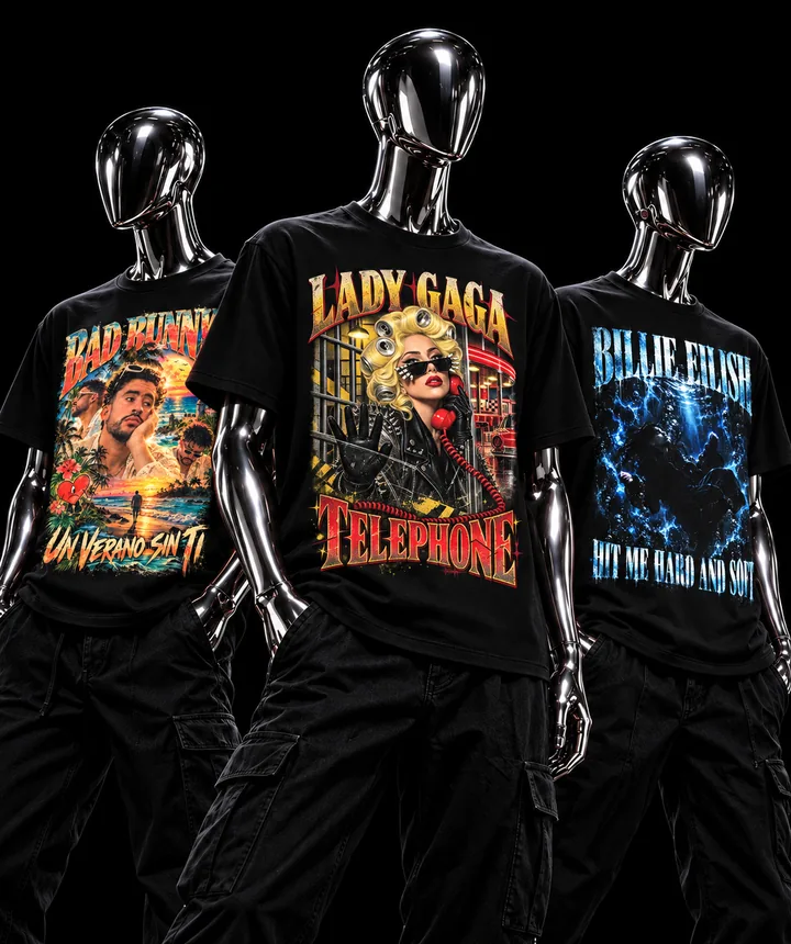 Três camisetas pretas com estampas de Bad Bunny, Lady Gaga e Billie Eilish em manequins cromados